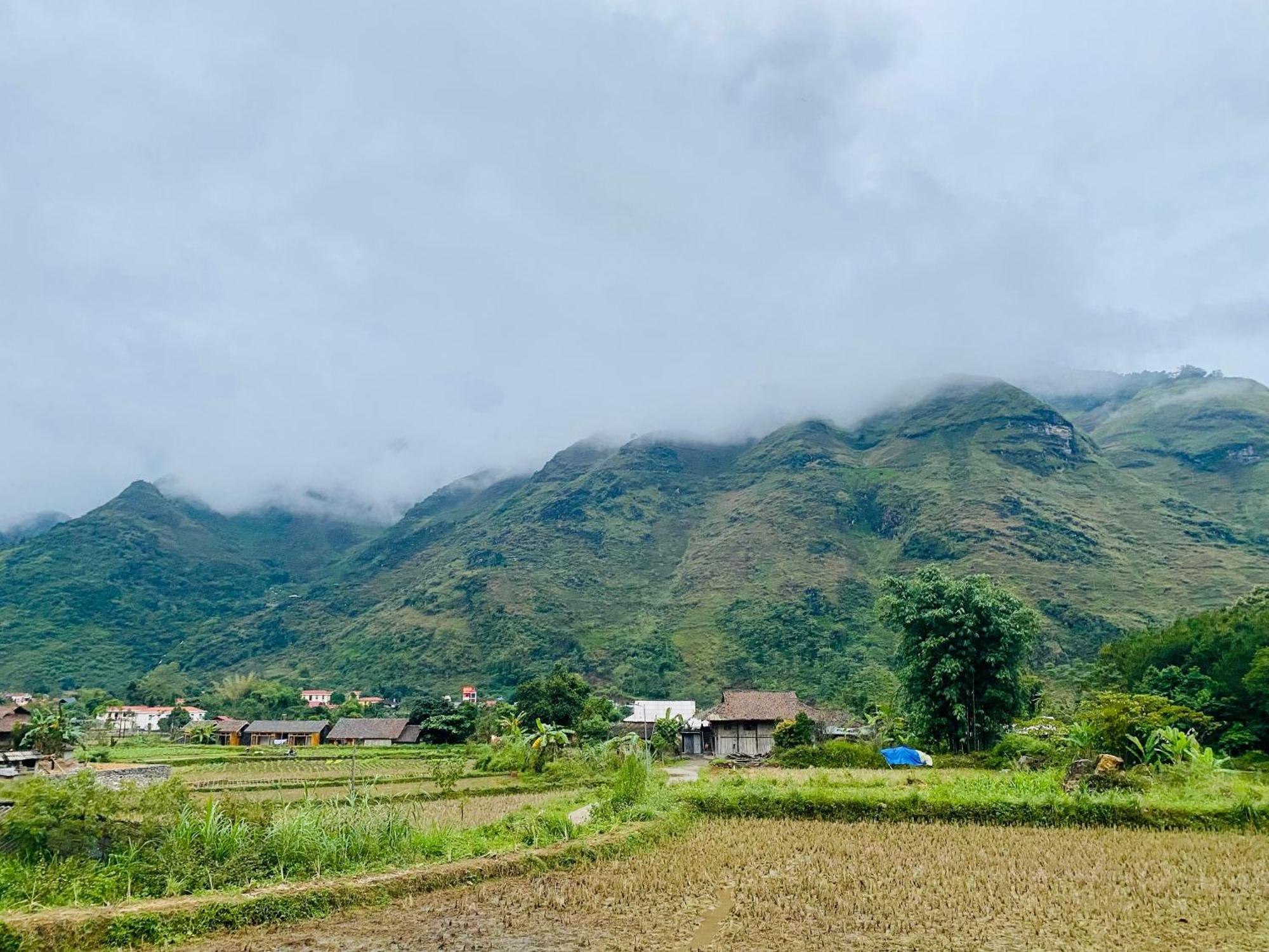 Du Gia Field View Homestay Làng Cac Εξωτερικό φωτογραφία
