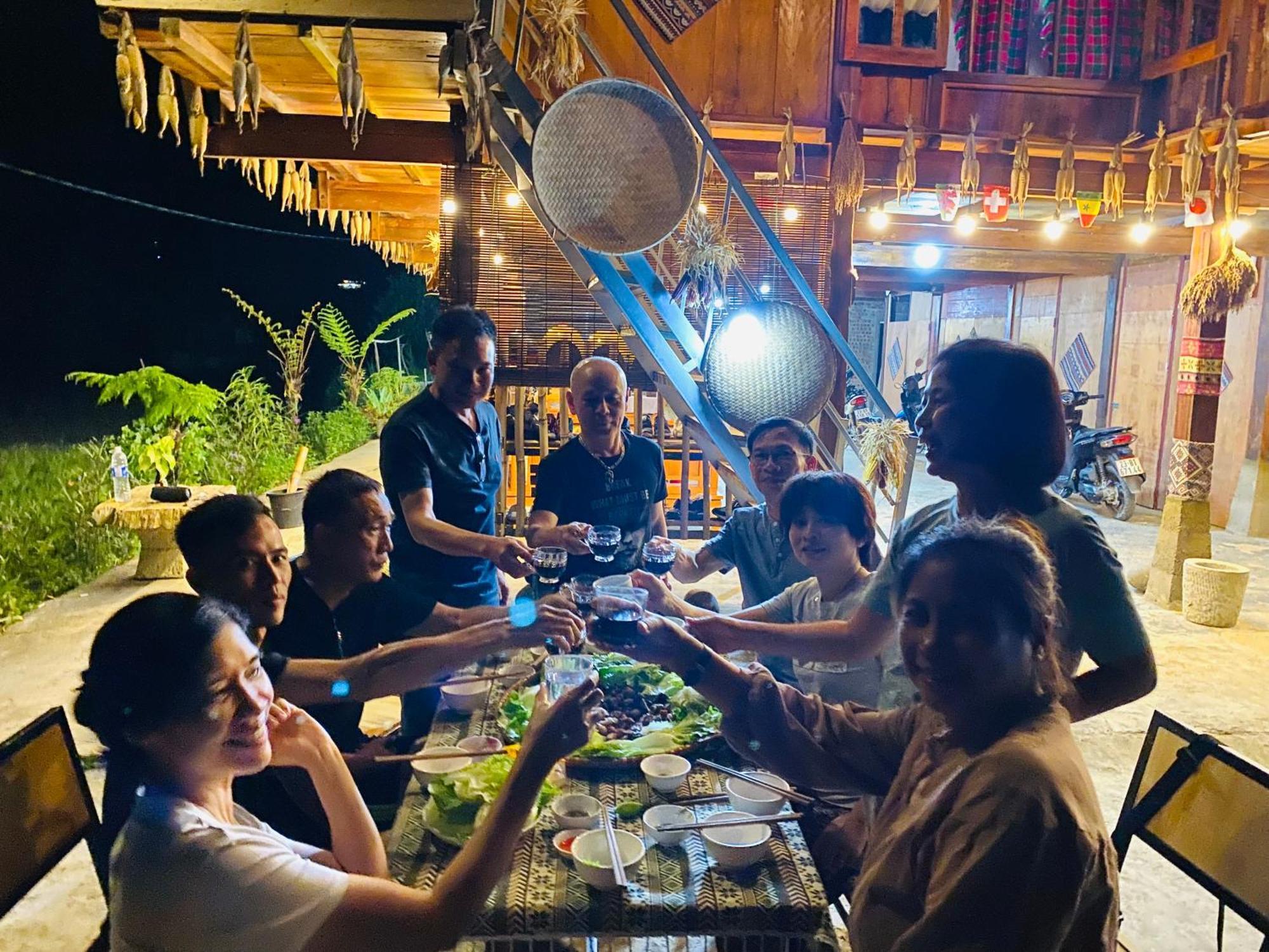 Du Gia Field View Homestay Làng Cac Εξωτερικό φωτογραφία
