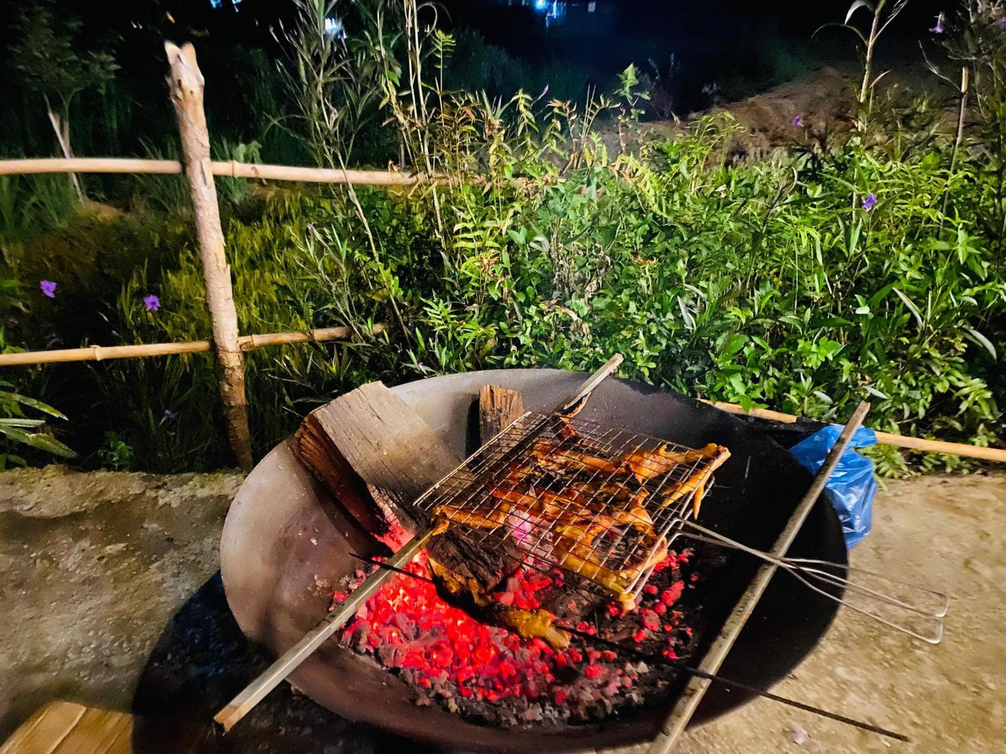 Du Gia Field View Homestay Làng Cac Εξωτερικό φωτογραφία