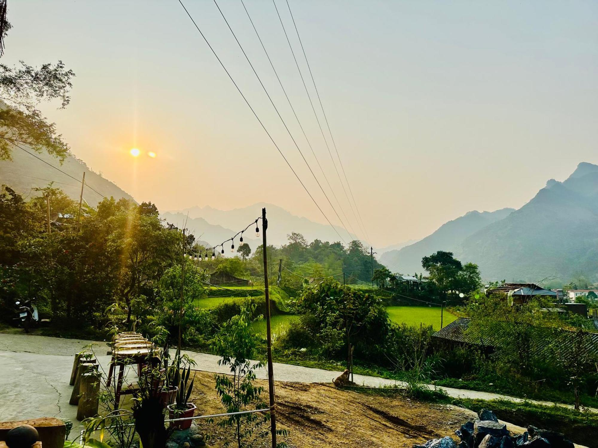 Du Gia Field View Homestay Làng Cac Εξωτερικό φωτογραφία