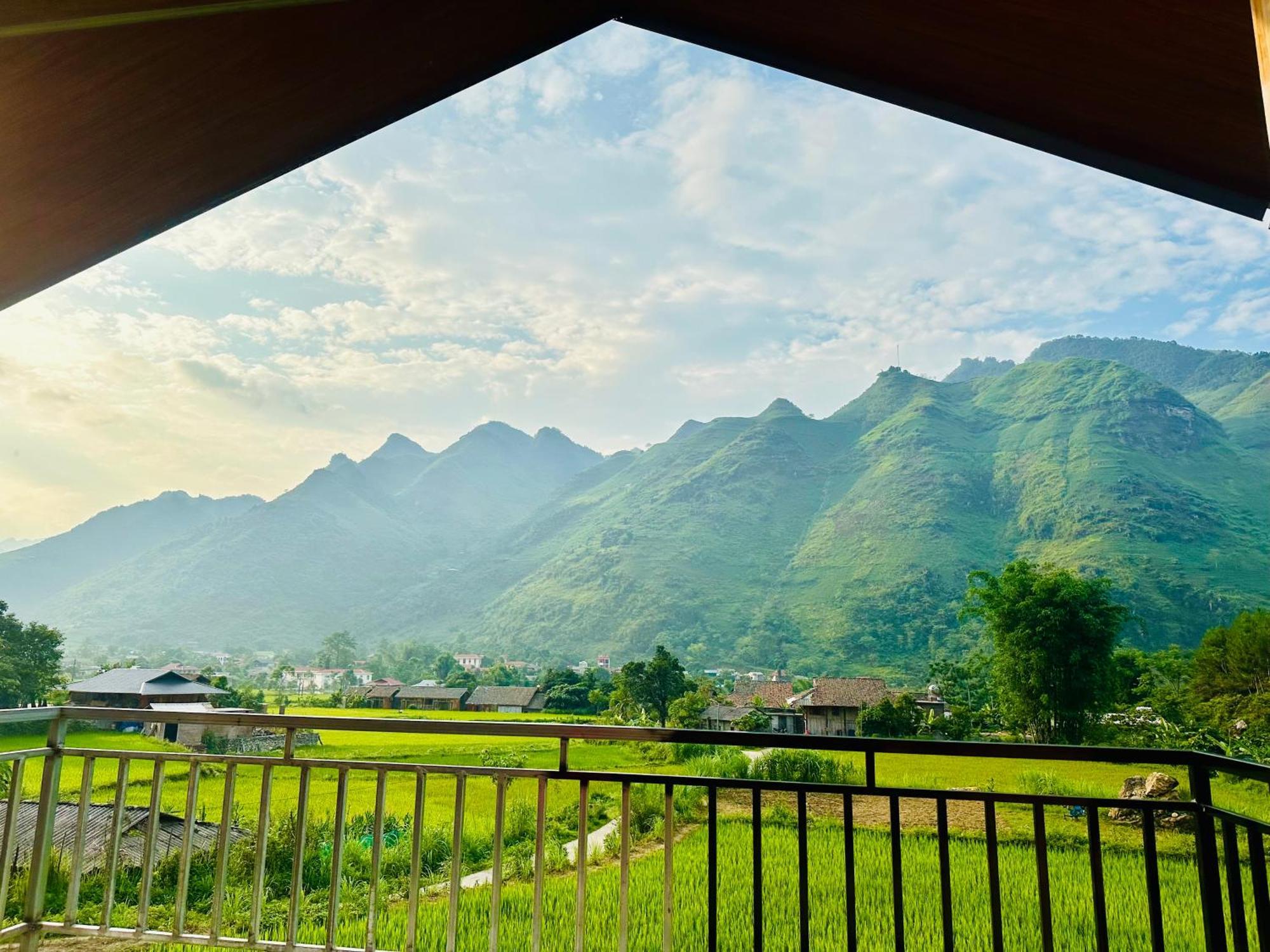 Du Gia Field View Homestay Làng Cac Εξωτερικό φωτογραφία