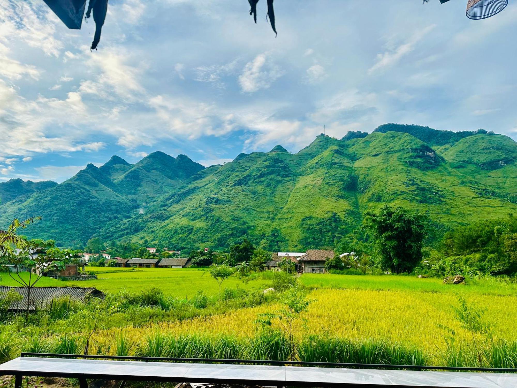 Du Gia Field View Homestay Làng Cac Εξωτερικό φωτογραφία
